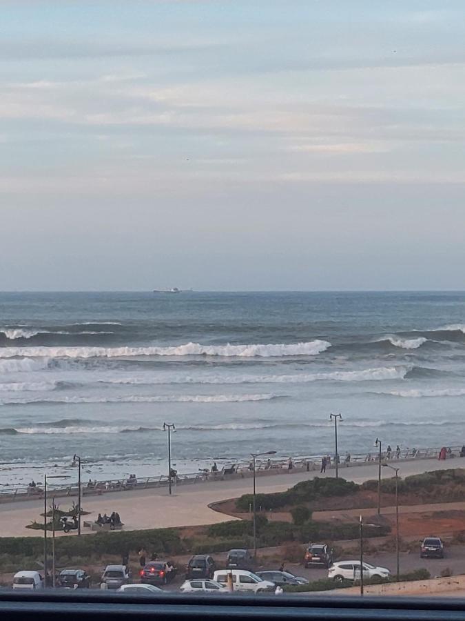 Modern Apartment Opposite The Hassan2 Mosque, Very Well Equipped And Stylish, 85 M2 With Gym And Direct Sea View With Underground Garage , Prohibits Unmarried Couples Of Arab Origin Casablanca Exterior photo