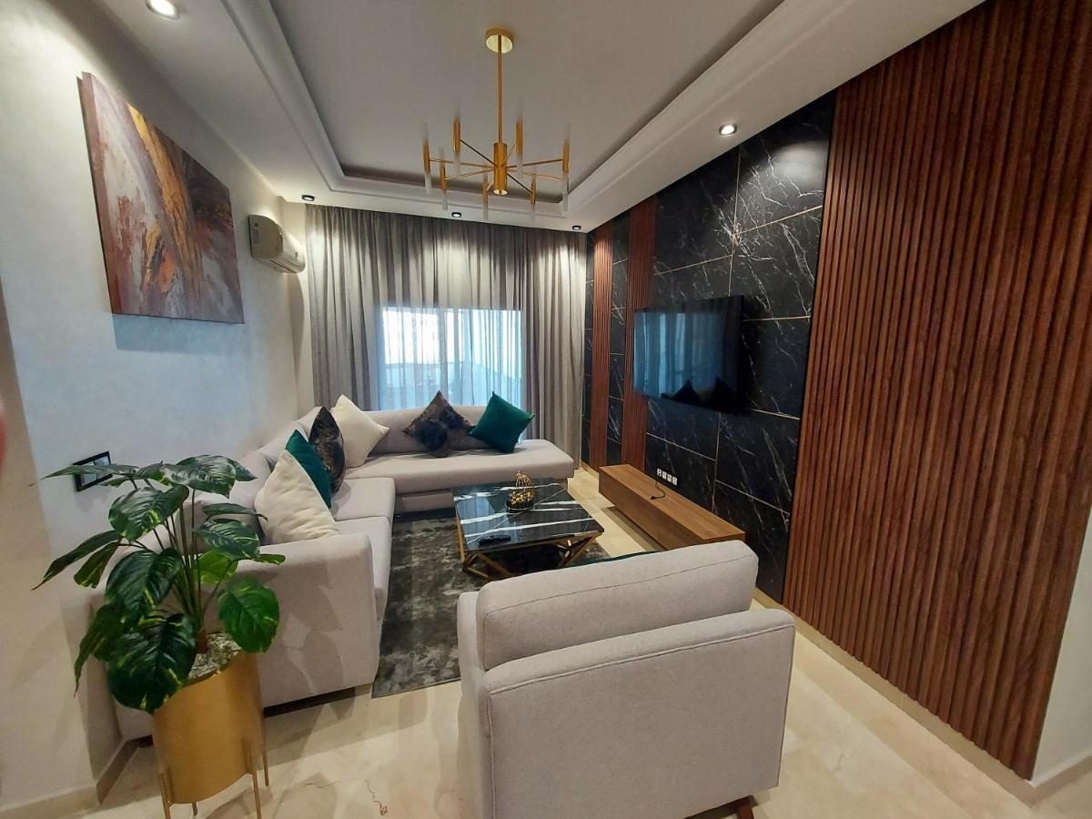 Modern Apartment Opposite The Hassan2 Mosque, Very Well Equipped And Stylish, 85 M2 With Gym And Direct Sea View With Underground Garage , Prohibits Unmarried Couples Of Arab Origin Casablanca Exterior photo