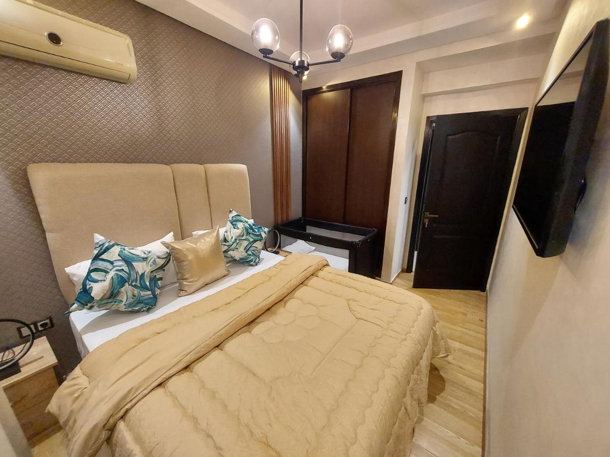 Modern Apartment Opposite The Hassan2 Mosque, Very Well Equipped And Stylish, 85 M2 With Gym And Direct Sea View With Underground Garage , Prohibits Unmarried Couples Of Arab Origin Casablanca Exterior photo