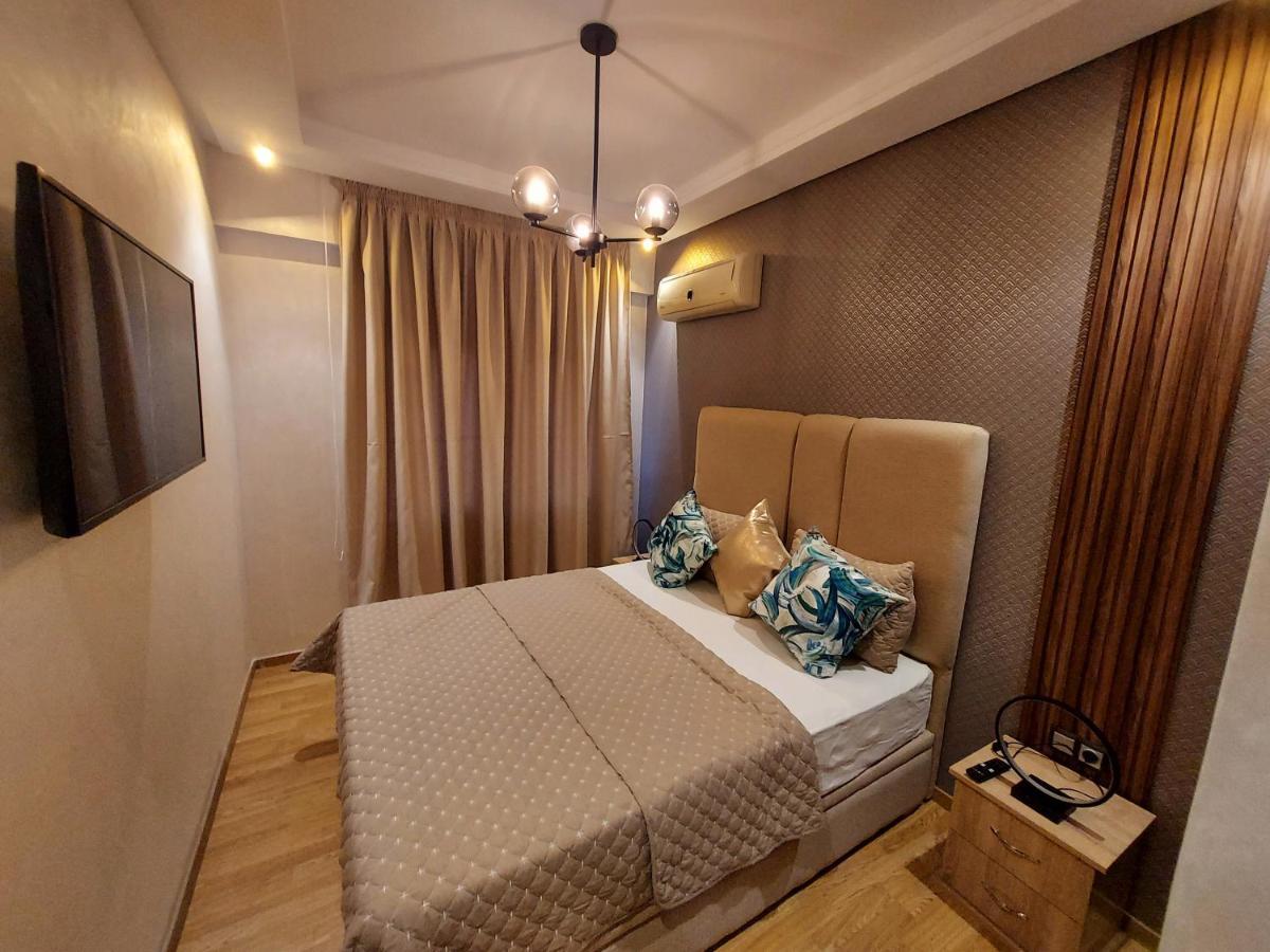 Modern Apartment Opposite The Hassan2 Mosque, Very Well Equipped And Stylish, 85 M2 With Gym And Direct Sea View With Underground Garage , Prohibits Unmarried Couples Of Arab Origin Casablanca Exterior photo